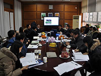 市验收国际课程小组来我校调研