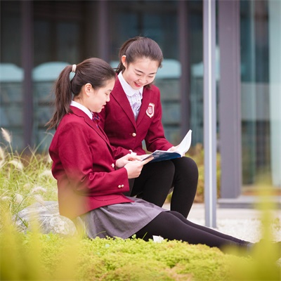 金苹果锦城中学国际特色课程初中部