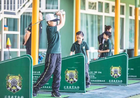 新东方国际双语学校让您足不出校学习美国名校课程