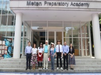 纽约大学前校长、美国工程院院士Dr. David Chang一行来访美联国际学校