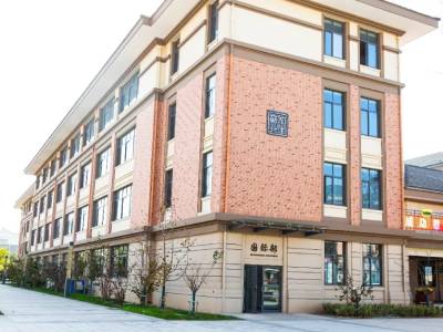 了解苏州张家港外国语学校的办学理念