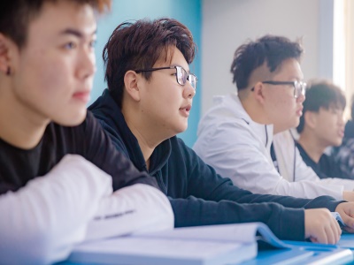 金山区四校教学联合体研讨会在上海交大南洋中学国际部召开