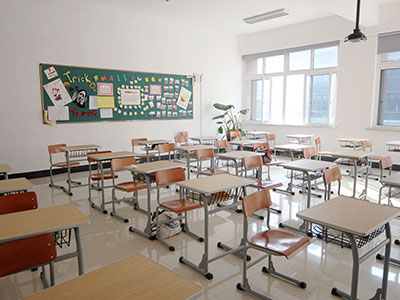 上海市田家炳中学学费是多少