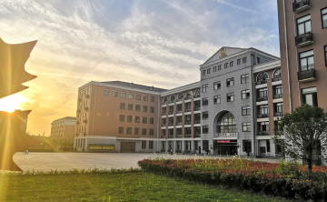 武汉枫叶国际学校加拿大高中