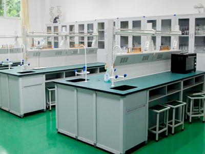 深圳市博纳学校学费多少？