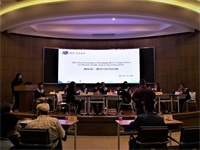 融育北美教育举行届Spelling Bee单词拼写比赛