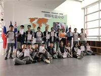 成长在初中部精英国际课程中心||我们放心，我们暖心