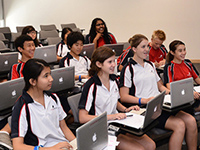 嘉兴外国语高中部招生简章