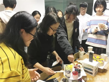 滋庆日本高中:恭喜11位同学全部合格杉並高中!