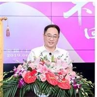 上海市文绮中学·闵行汇点美高:何美龙校长