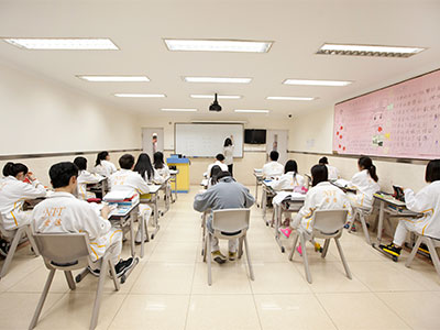 2018年爱迪国际学校学费