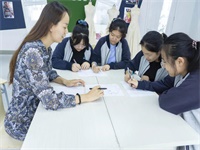 天山外国语|“穿”过毕业季——定制自己的专属记忆