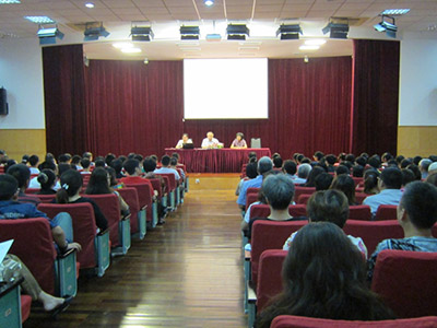 上海市新虹桥中学怎么样