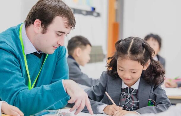 青苗国际双语学校招生指南