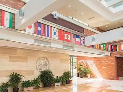 感受上海进才中学国际部中西融合的教育模式