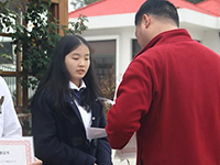 成绩不是唯一的证明！