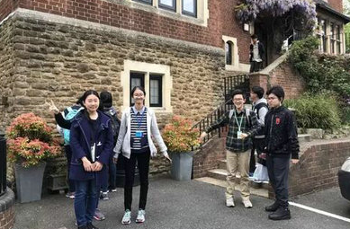 领科教育国际高中春季班学生英国游学：难忘的体验