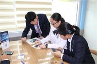 美国蓝带加州汇点高中闵行校区举办校内商业邀请赛