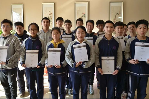 清华志清国际部澳大利亚数学竞赛(AMC)获佳绩