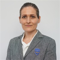 Stana S. Dubajic 人文学老师