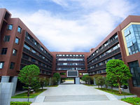 热烈祝贺：新生语言培训营圆满结束！