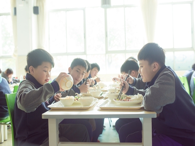 学生午饭