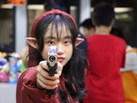 我校举行万圣节庆祝活动