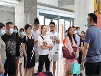 美伦国际教育|中考提前批分数线出炉，668分等于50万元奖学金，读好书真的很赚钱！