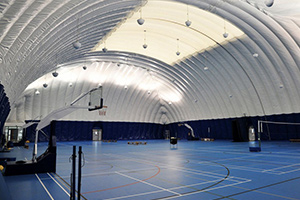 北京德威英国国际学校篮球场
