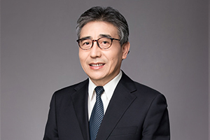 石传玺：数学教研组组长