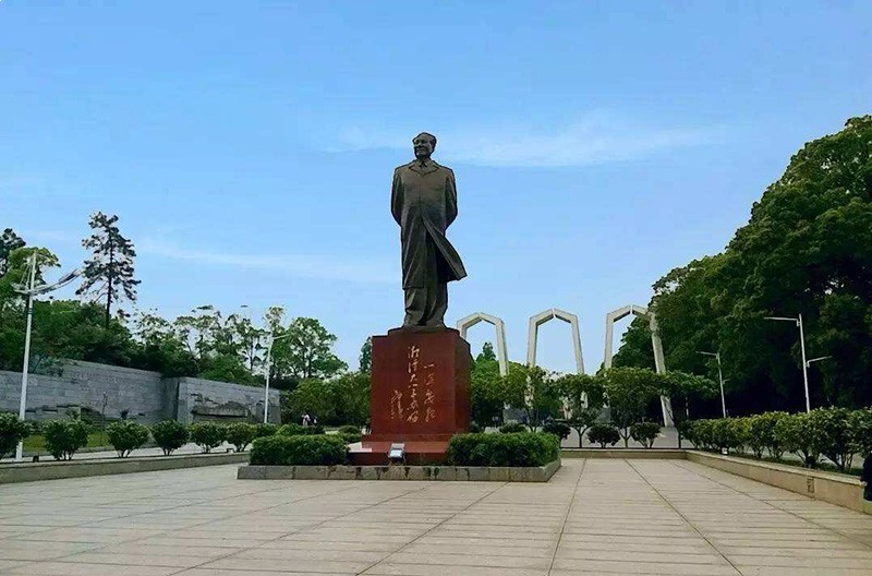 湘潭大学校园风景1