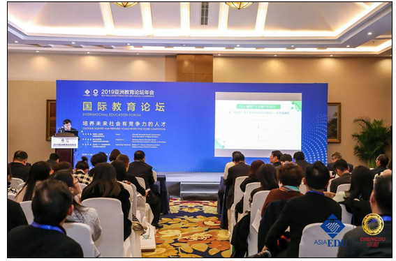   让每一个学生成长为的自己