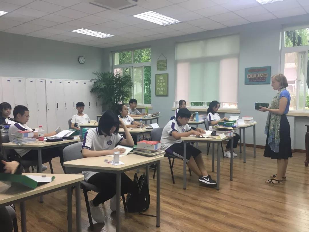   高中我们将在清华志清度过多少小时呢 谁才是计算小能手