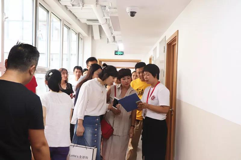   新学期·新梦想：新生家长参观北大附属益田同文学校