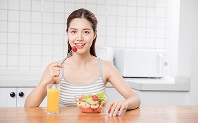 想要考取营养师资格证书