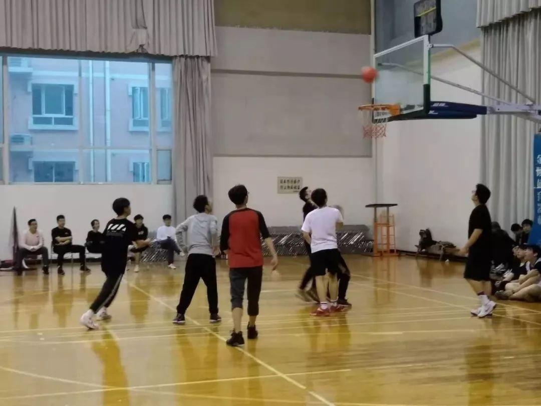 上外立泰A Level高一、高三篮球赛决赛.jpg