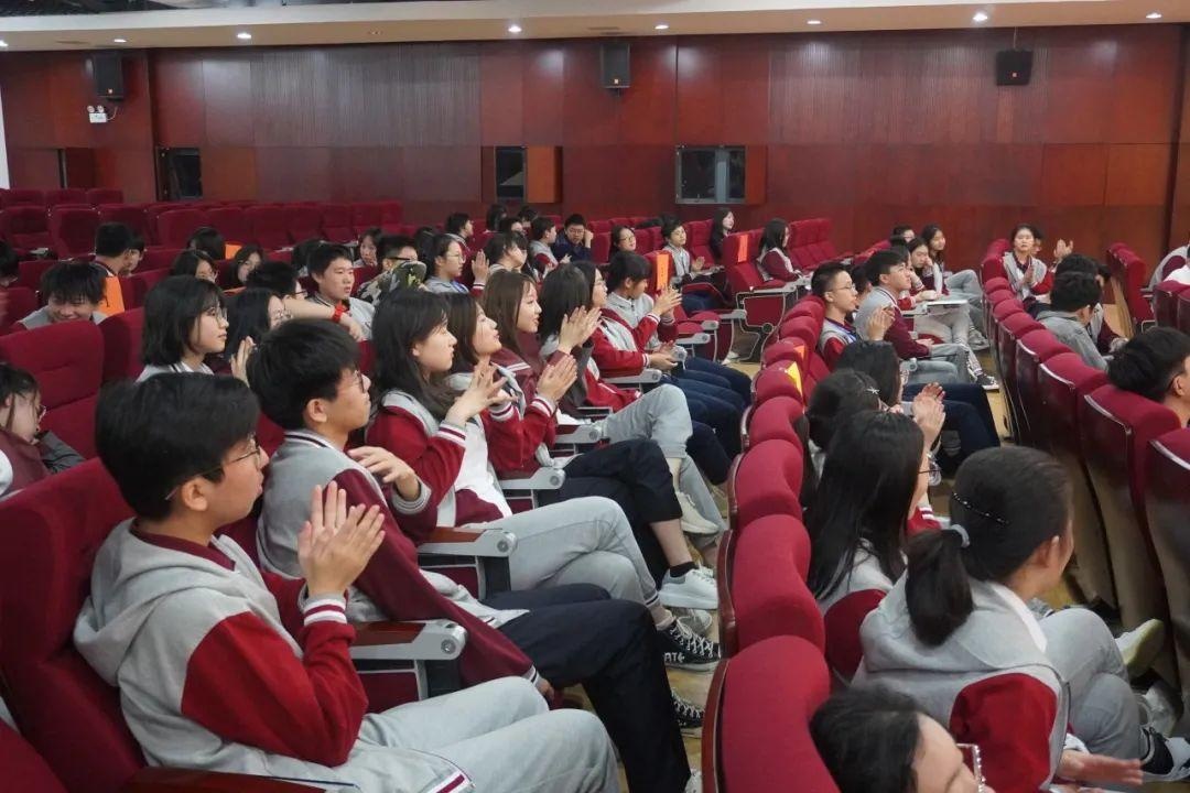 光剑南校新生英文演讲比赛.jpg