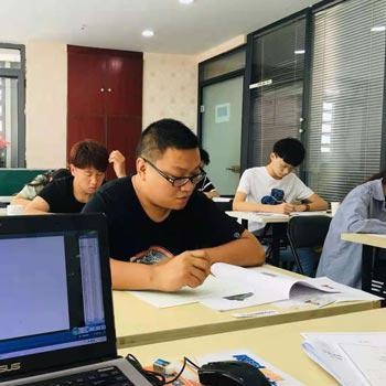 学员测试
