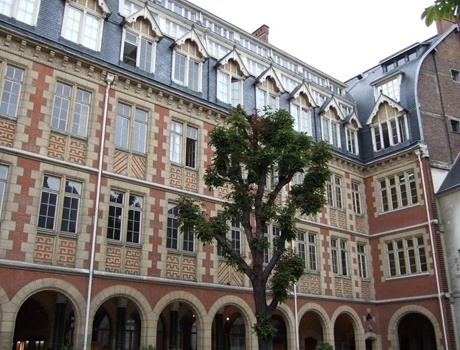 巴黎天主教学院