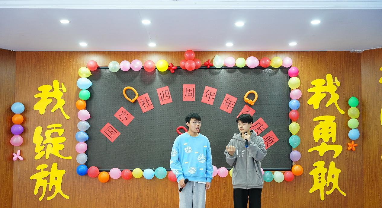 河南信阳航空服务学校