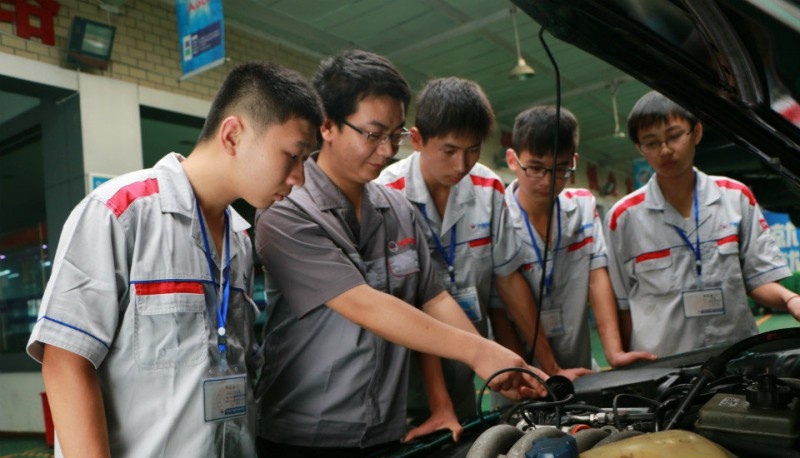 眉山交通技工学校