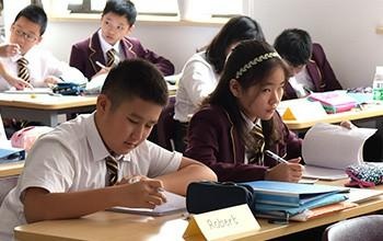 上海康德双语实验学校