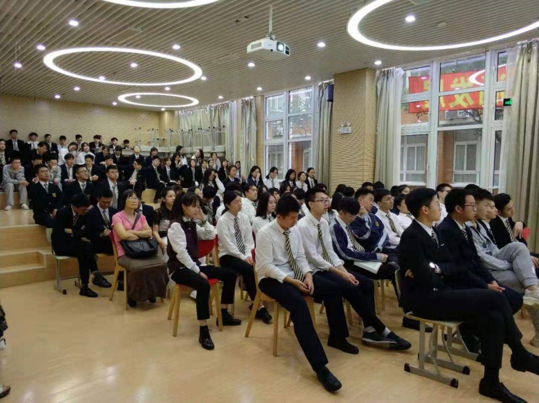 招生宣讲会.jpg