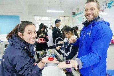 领科国际高中A-Level特色课程：领科家的生化课