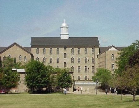 尼亚加拉大学