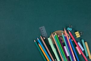 自考本科有学位可以报考北京外国语大学在职研究生吗