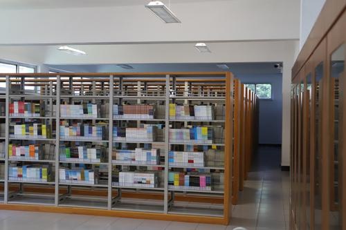 常州市平陵高级中学图书馆