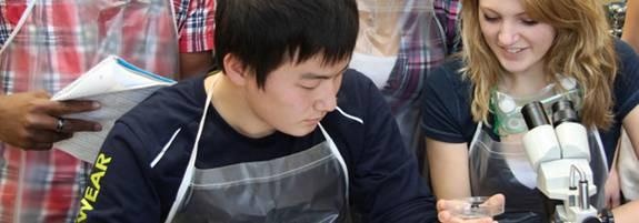 学校周边