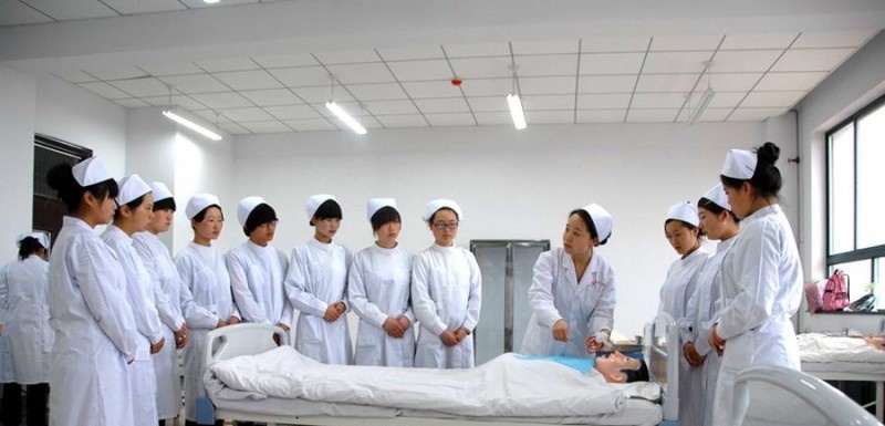 石家庄和平医学中等专业学校