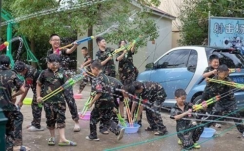 北京暑假孩子军训夏令营